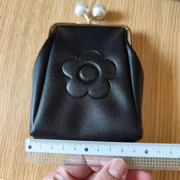 MARY QUANT 블랙 파우치 플라워 모티브