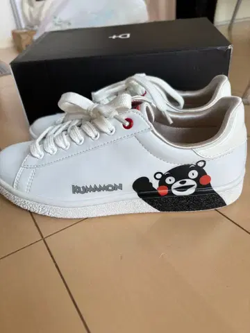 diana 쿠마몬 스니커즈 화이트