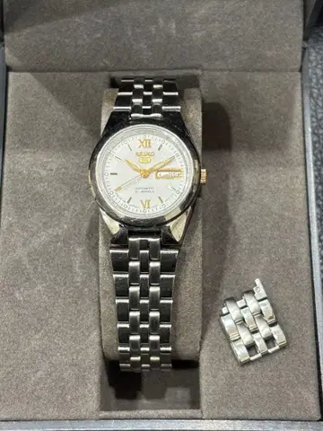 세이코 5 세이코 자동 와인딩 AT 4207-01Y0