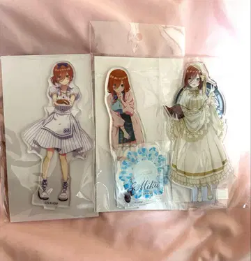 5등분의 신부 나카노 미쿠 아크릴 스탠드 3개 세트