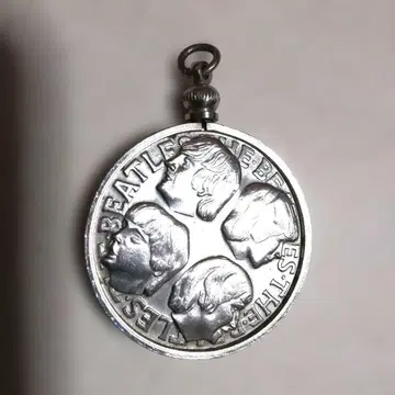 [ 비틀즈 내한 기념 메달 ]