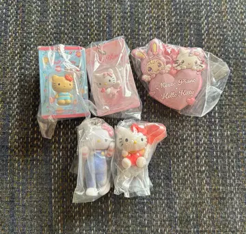 산리오 키티 가챠 세트 메지루시 액세서리