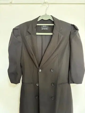 블랙 퍼프 슬리브 더블 브레스트 미니 원피스