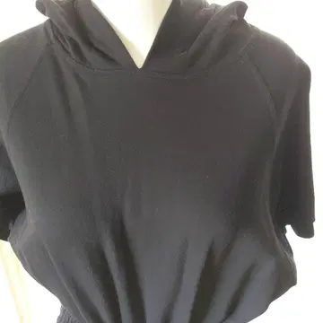 블랙 후드 부착 캐주얼 롱 원피스 12100엔