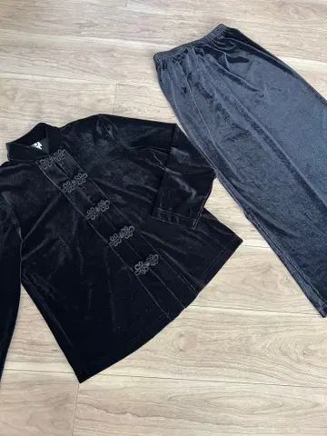 Clio Petites 블랙 셋업