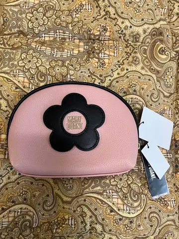 MARY QUANT 센터 로고 데이지 라운드 파우치