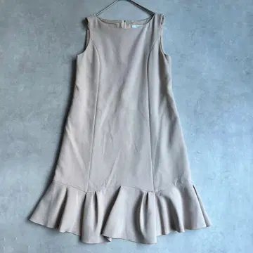 폭시 원피스 드레스 아마릴리스 슬리브리스 프릴 썸머 울