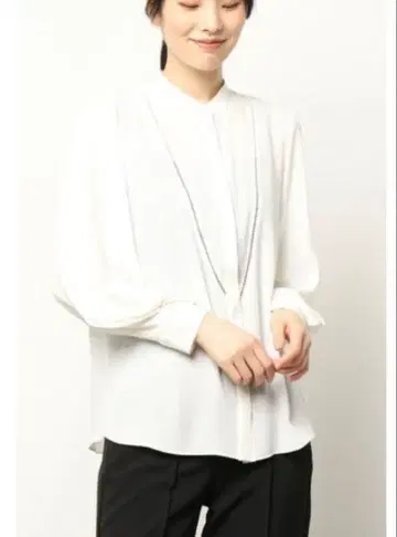 하자품 알아바일 레이스 절개 스탠드 블라우스 화이트 루루윌비