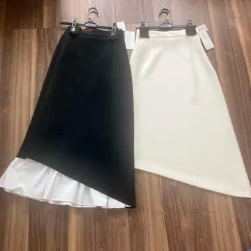 새상품 deres 데레스 HIDE&SEEK 스커트 Noel 3세트