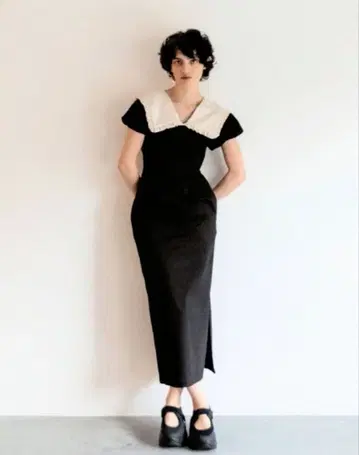 HONEY MI HONEY 세일러 퍼프 슬리브 원피스