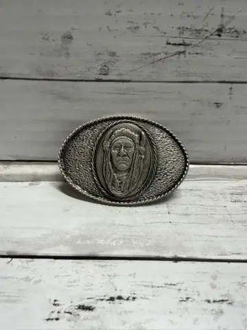 인디언 조각 벨트 버클