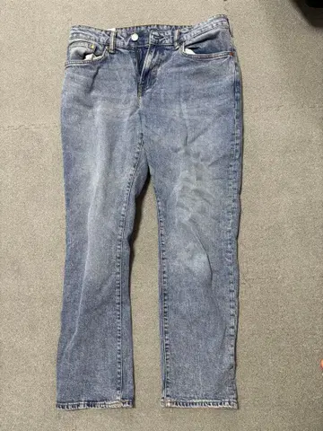 H&M 레귤러 핏 데님 31/30