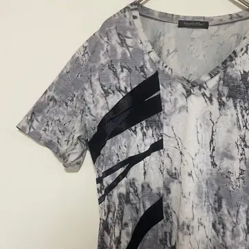 TORNADO MART 올 패턴 스무스 T셔츠 그레이 사이즈 L 절개