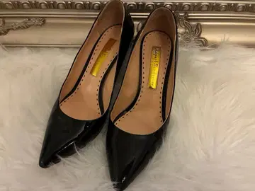 루퍼트 썬더 블랙 에나멜 스틸레토