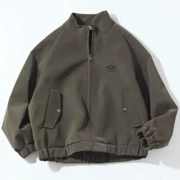 UMBRO/엄브로 브러쉬드 스탠드 카라 블루종 메루카리 한정판