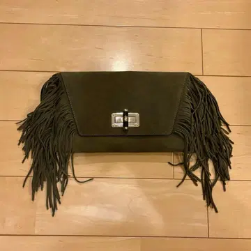 다이앤 폰 파스텐버그 스웨이드 프린지 클러치백