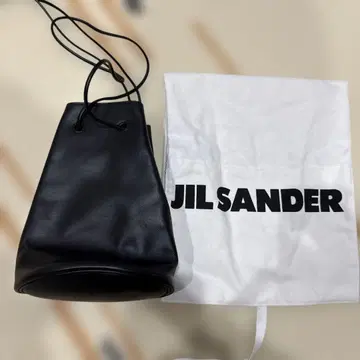 질샌더 블랙 복조리 백