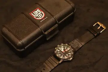 [정크] Luminox 블랙 다이버즈 스타일 시계