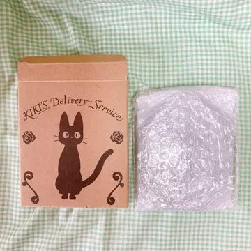 마녀 배달부 키키 지지 거울