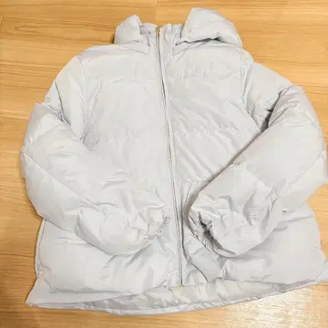 카와타 다운 index 라이트 그레이 후드 부착 다운 자켓