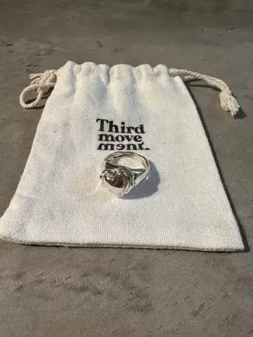 Third move ment Melting Heart Ring