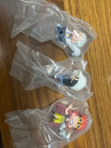 물가의 능력자 키드 스모커 로우 캡슐 토이 3체 세트