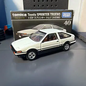 토미카 프리미엄 40 도요타 스프린터 트레노 화이트 AE86