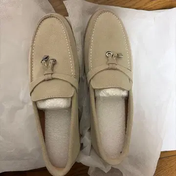 여성용 로퍼 베이지 출퇴근 통학