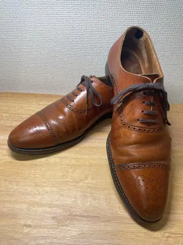 Crockett & Jones 5595 UK7.5B 세미 브로그 영국제