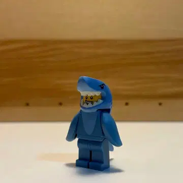 레고 미니 피규어 시리즈 15 상어 인형옷을 입은 남자 정품 피규어