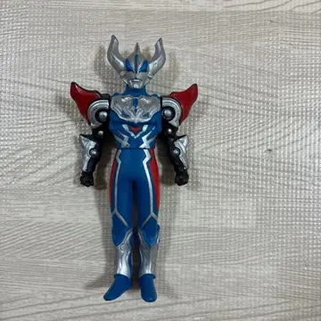 울트라맨 지드 마그니피센트 소프트 비닐