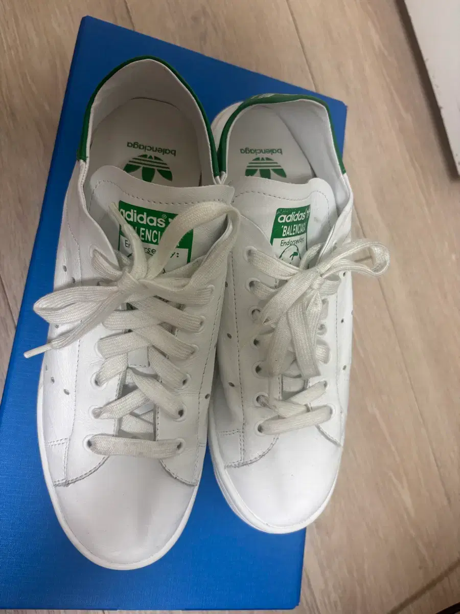 adidas gazelle silver green womens adidas Superstar ADV Cloud White / Core Black Shoes main image 0