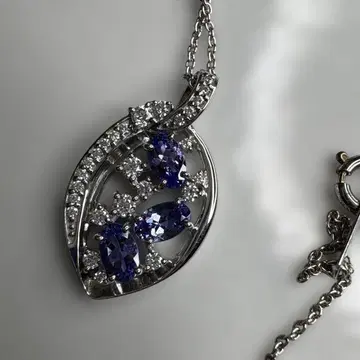 탄자나이트 리프 디자인 목걸이 P/S 플라티나 실버