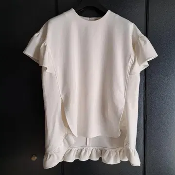 Secret Trophy 백프릴 풀오버 블라우스