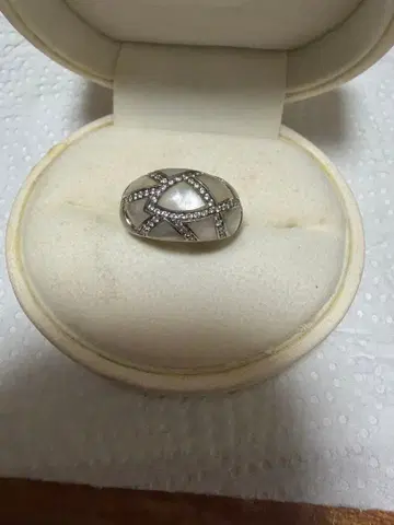 AGATHA 펄 장식 반지 쉘 반지 13호 새상품급 액세서리