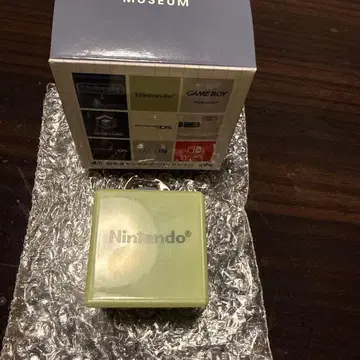 닌텐도 뮤지엄 시동음 키링 게임보이