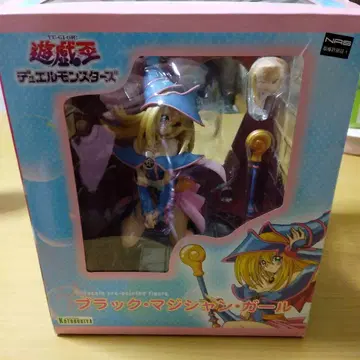 유희왕 블랙 매지션 걸 피규어