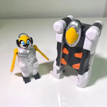 [부품] 게키레인저 DX 게키파이어 오른발 게키펭귄