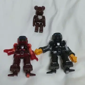 배틀로보 2체 BE@RBRICK 브라운 1체 총 3점 세트
