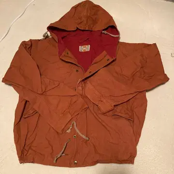 칼 헬무트 오렌지 계열 후드 부착 블루종