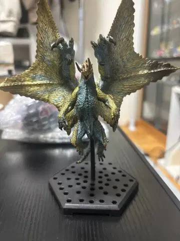 몬스터 헌터 샤갈 마가라 피규어