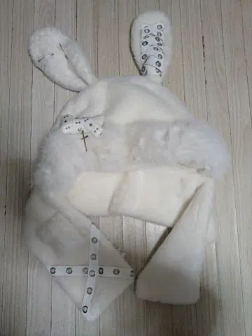 푹신푹신 토끼 귀 모자 [말벌]