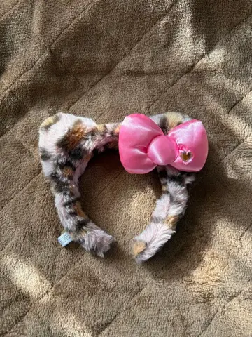 USJ 키티 레오파드 무늬 퍼 핑크 리본 머리띠