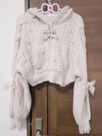 LIZLISA 토끼 귀 크롭 니트 후드티