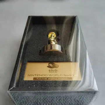 Nintendo Club Nintendo 플라티나 멤버 피규어