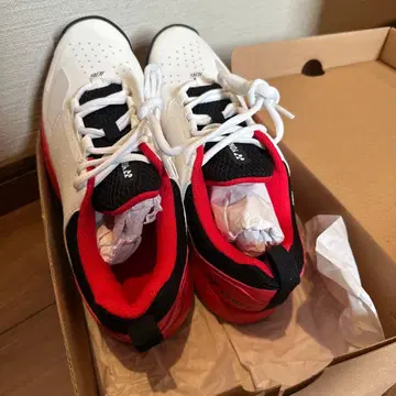 YONEX 901 테니스화 화이트/레드/블랙