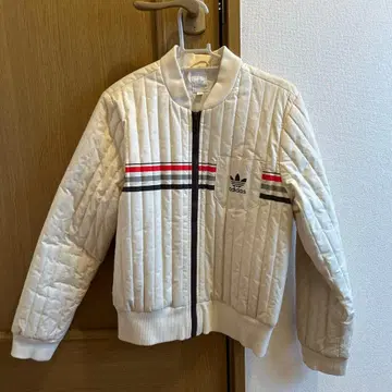 아디다스 adidas 여성용 경량 다운