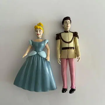 Disney 신데렐라 USA vintage 옷 갈아입기 피규어 마텔사