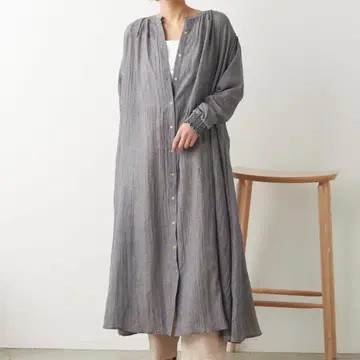 제나에스파스멜베유 프티버튼 거즈 롱 원피스 그레이