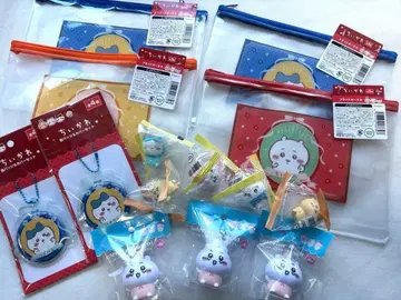 치이카와(먼작귀) 소프트 비닐, 파우치, 캔뱃지 14점 모음 특가!!